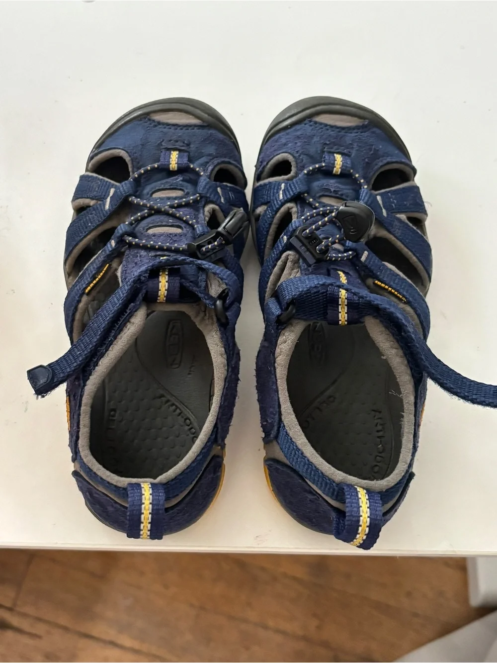 KEEN Kids Newport H2 Navy Blue Yellow Waterproof Sport Sandals Size 13